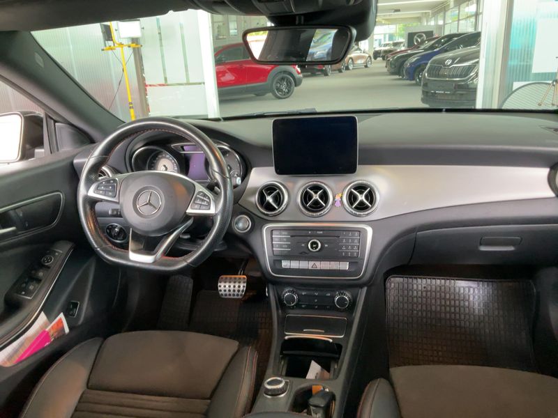 Mercedes-Benz CLA-Klasse CLA 200 d Shooting Brake Austria Edition AMG Line 2019 – снимка 17