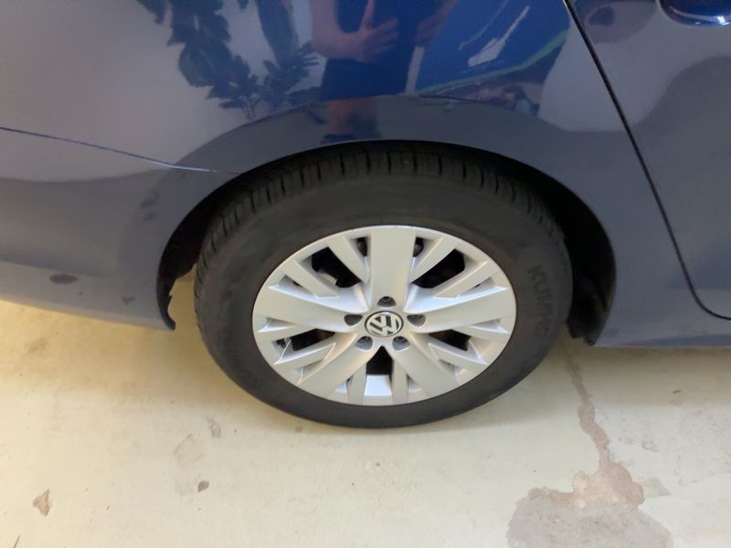 Volkswagen Jetta 1.6 TDI Life 2013 – снимка 9