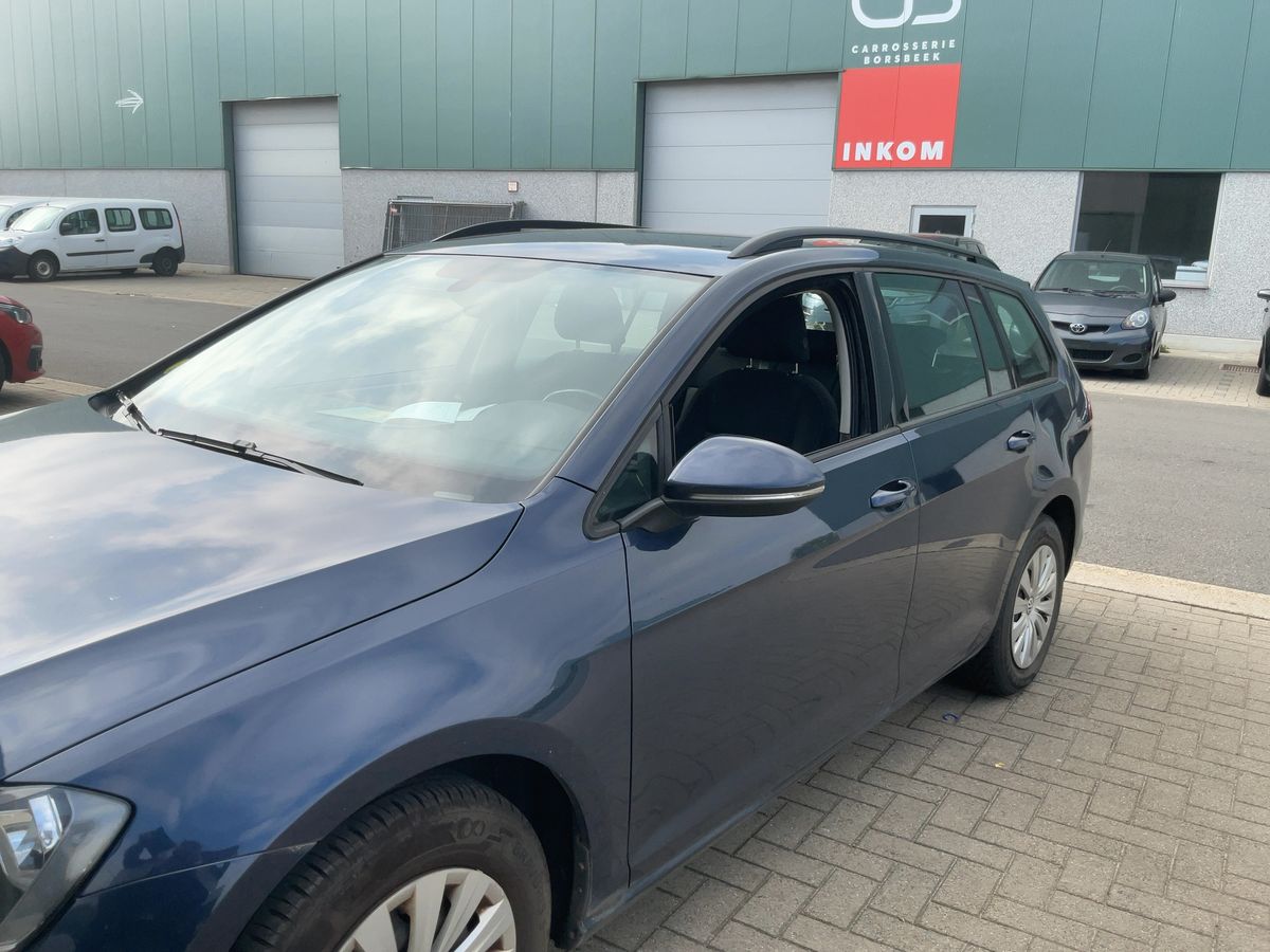 Volkswagen Golf VII 1.6 TDI Trendline BlueMotion Tech