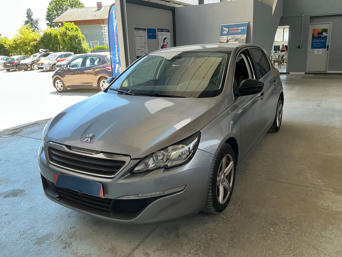 Peugeot 308 2015 — photo 1