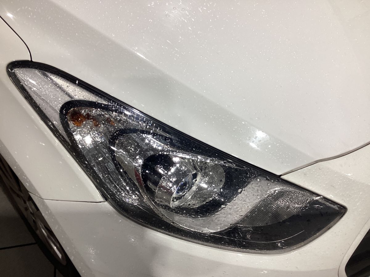 Hyundai i30 2017 — photo 34
