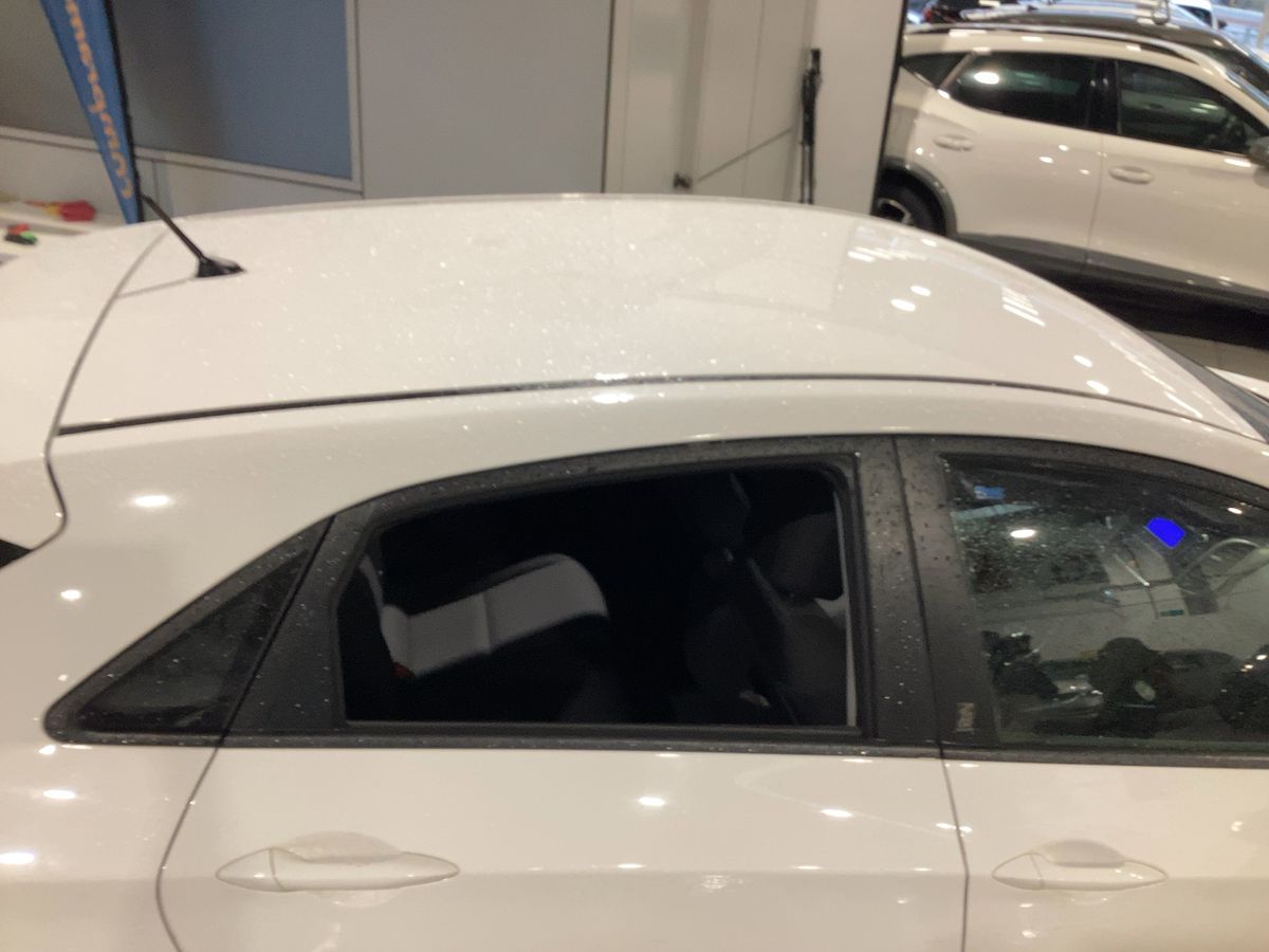Hyundai i30 2017 — photo 14