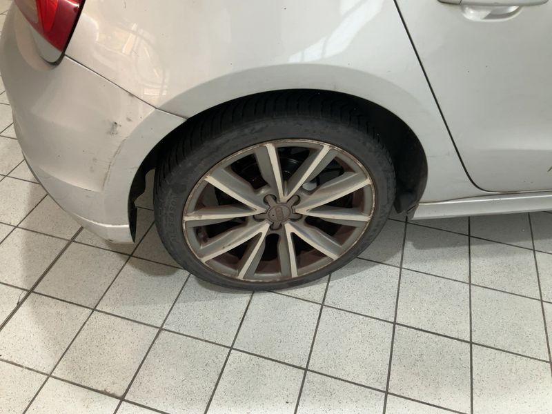 Audi A1 Sportback 1.6 TDI Admired 2013 – снимка 9