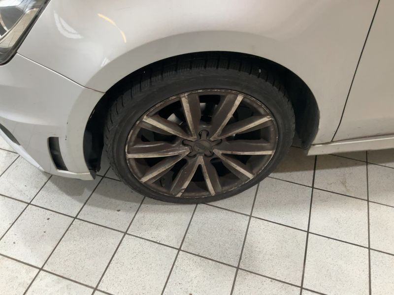 Audi A1 Sportback 1.6 TDI Admired 2013 – снимка 3