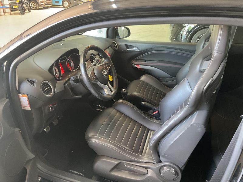 Opel Adam 1.4 Turbo S — zdjęcie 11