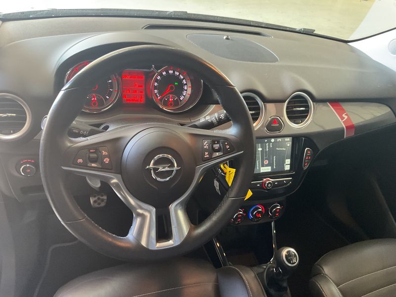 Opel Adam 1.4 Turbo S — zdjęcie 12