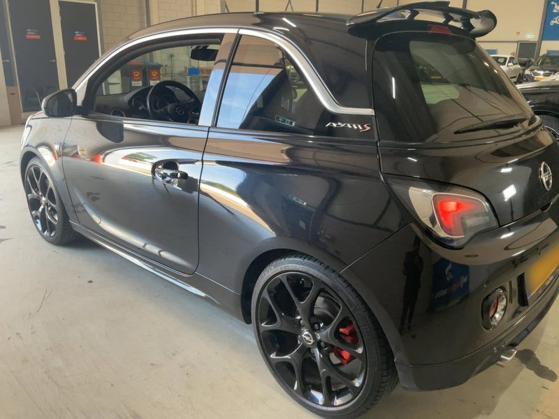Opel Adam 1.4 Turbo S — zdjęcie 3