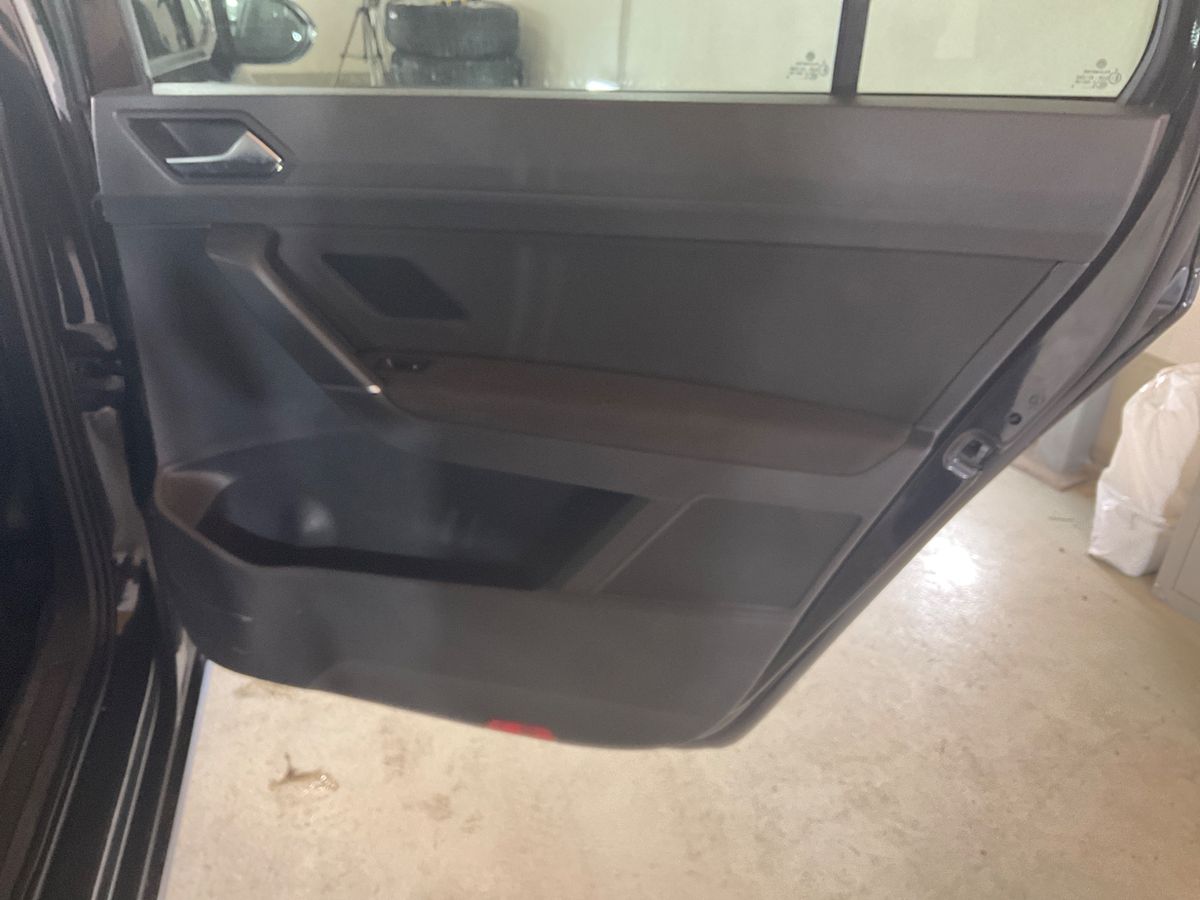 Volkswagen Touran 2019 — photo 34