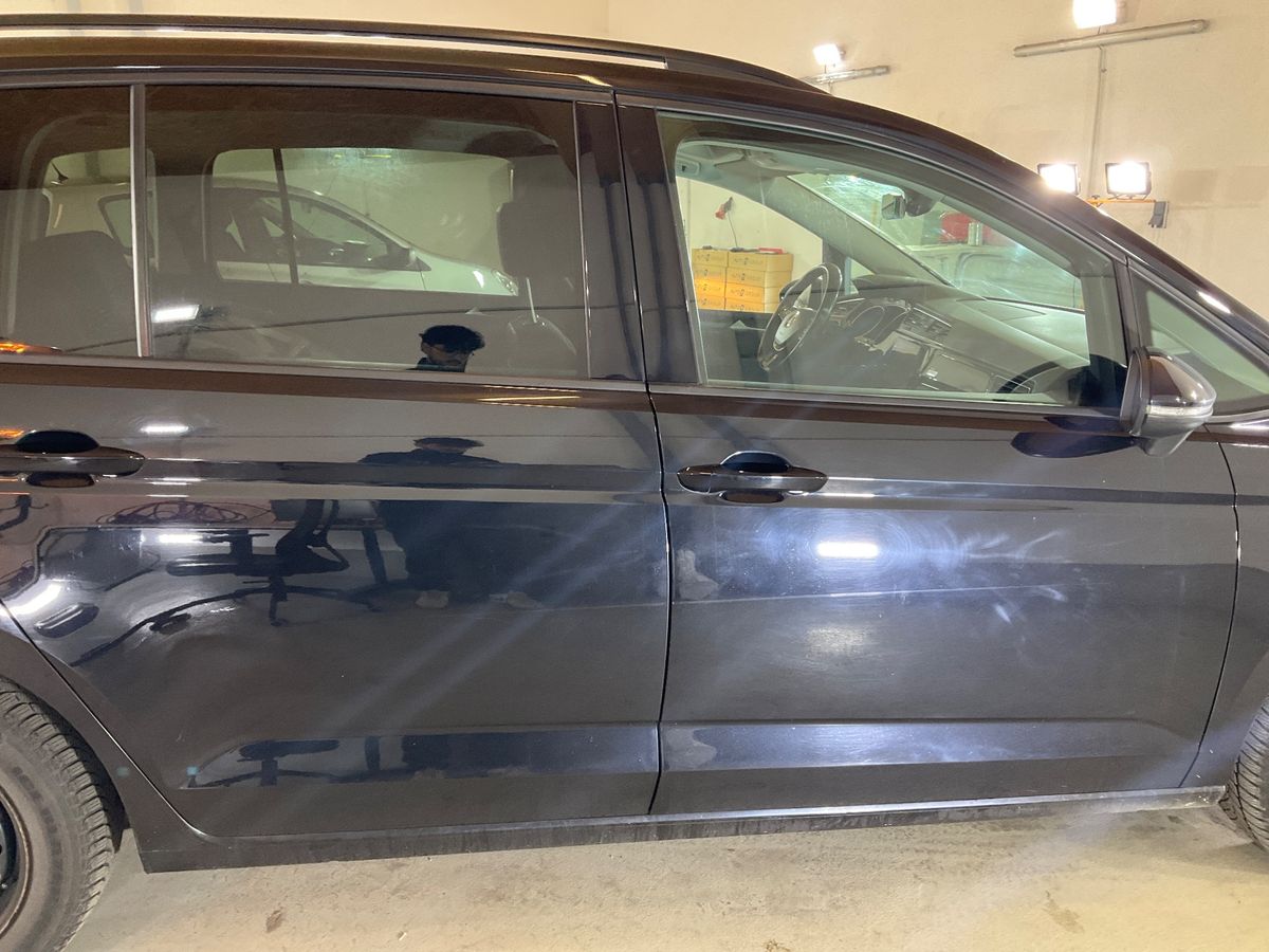 Volkswagen Touran 2019 — photo 11