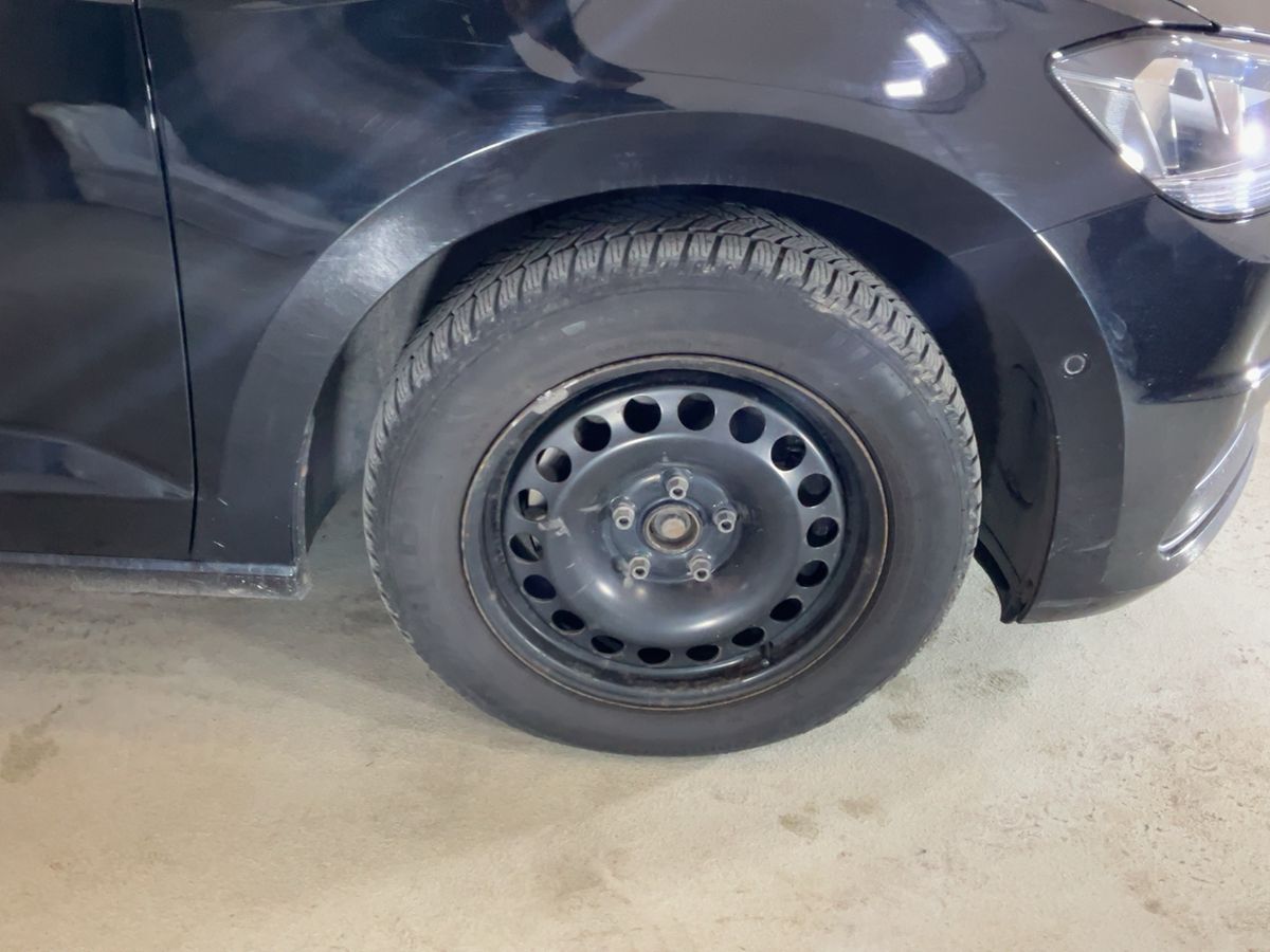 Volkswagen Touran 2019 — photo 12