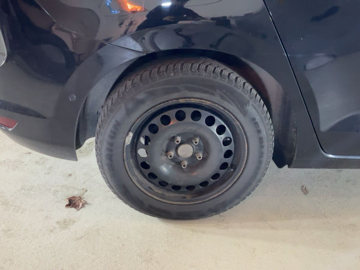 Volkswagen Touran 2019 — photo 10