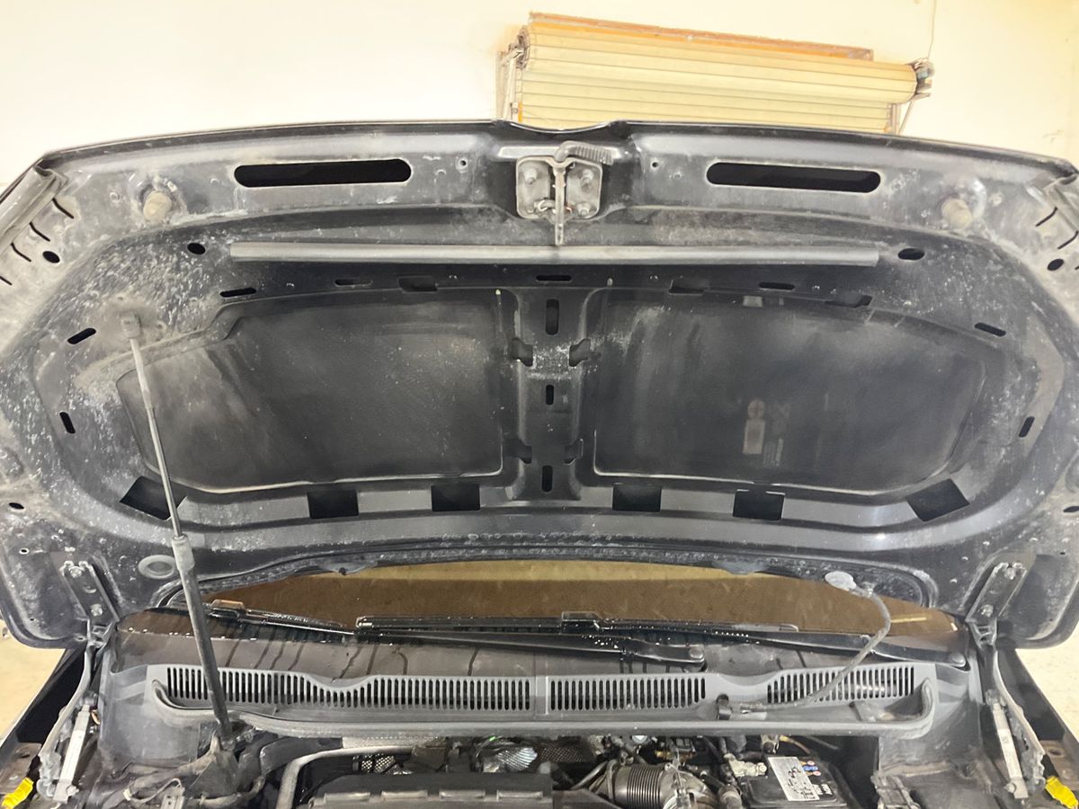 Volkswagen Touran 2019 — photo 63