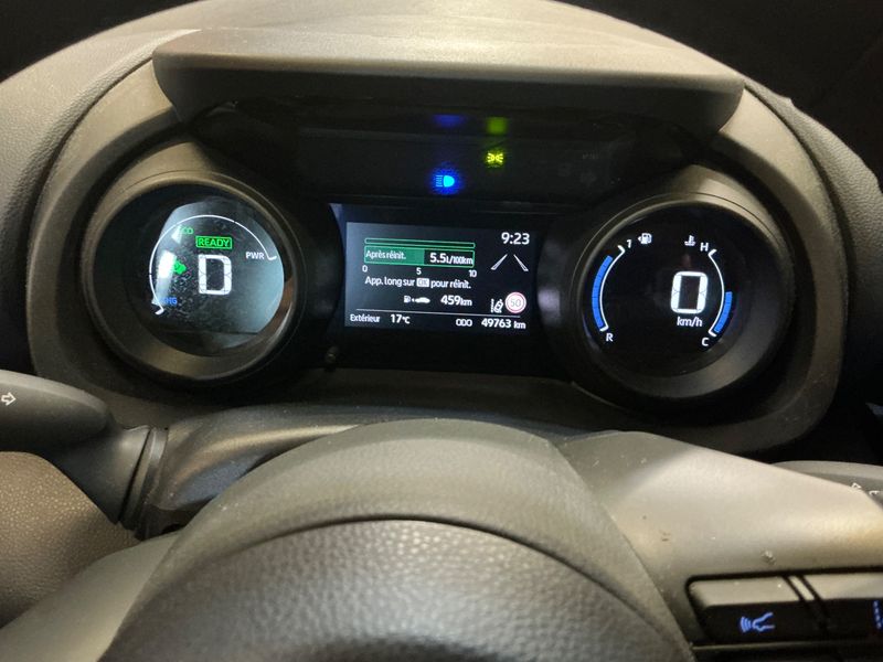 Toyota Yaris Cross 1.5 Hybrid Dynamic Business — zdjęcie 13