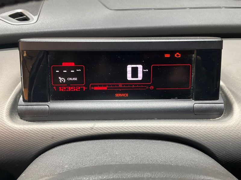 Citroen C4 Cactus 1.6 Blue-HDi Feel — zdjęcie 13