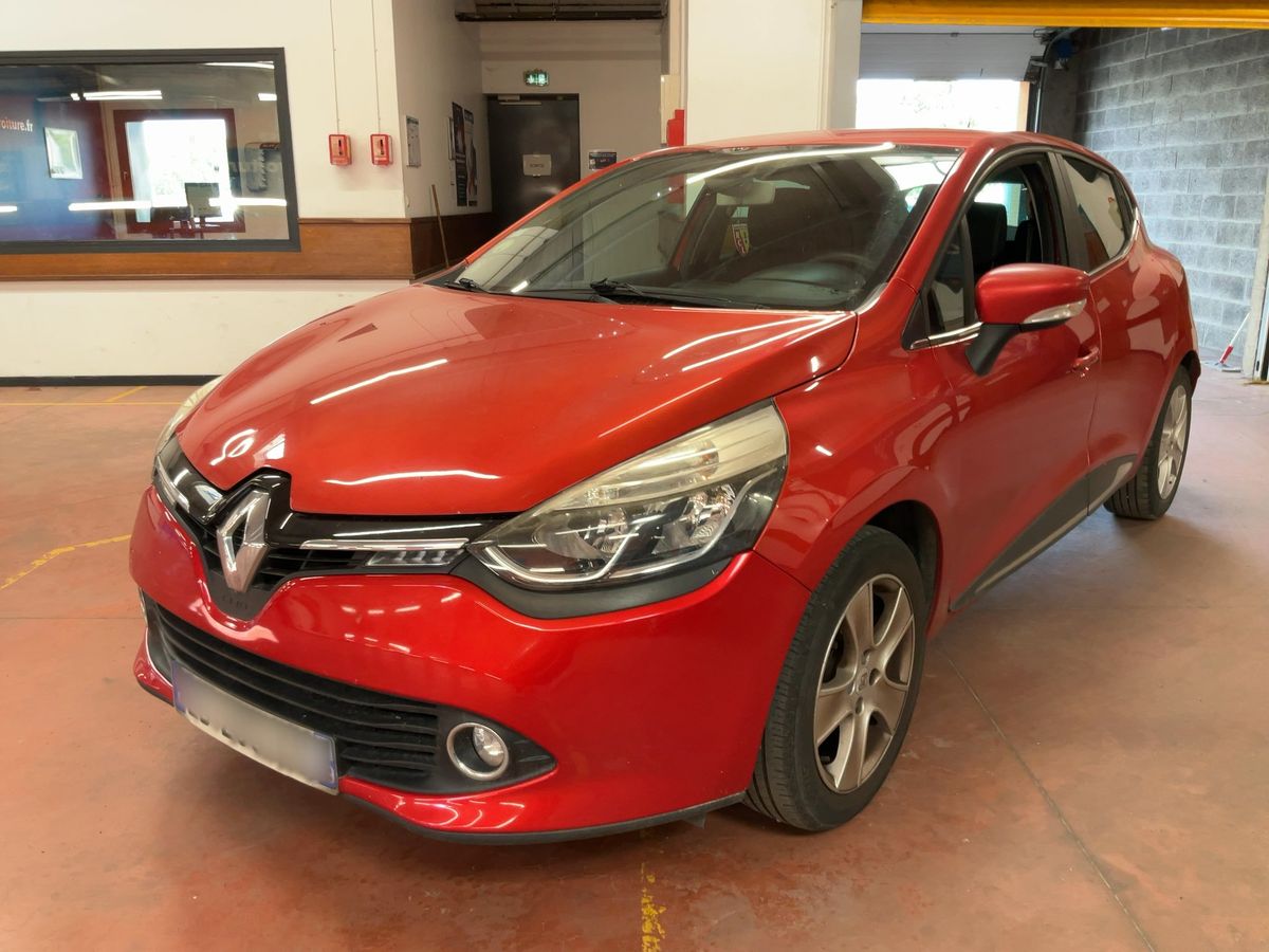 Renault Clio 2016 — photo 1