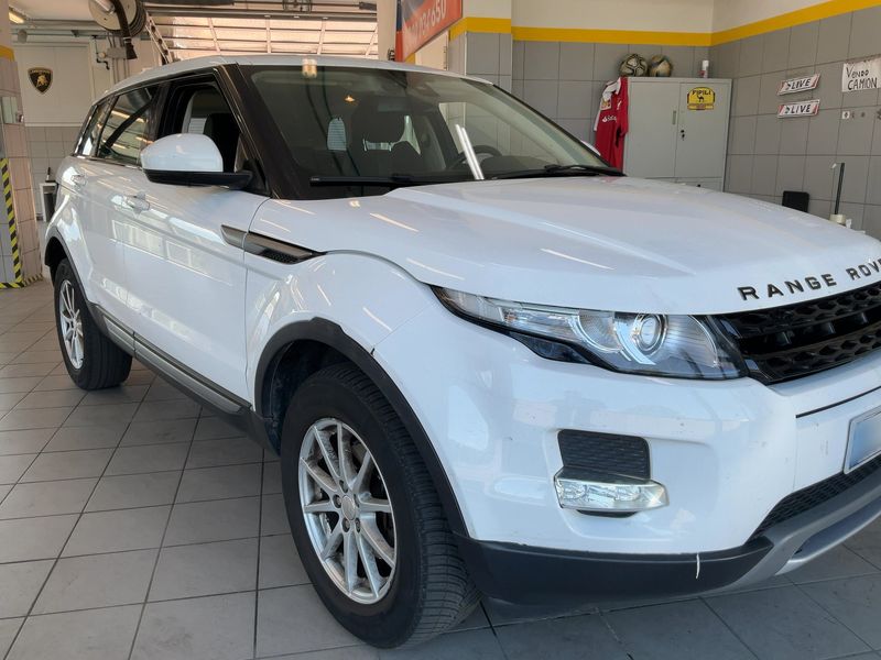 Land Rover Evoque 2.2 Td4 Pure 2014 – снимка 12