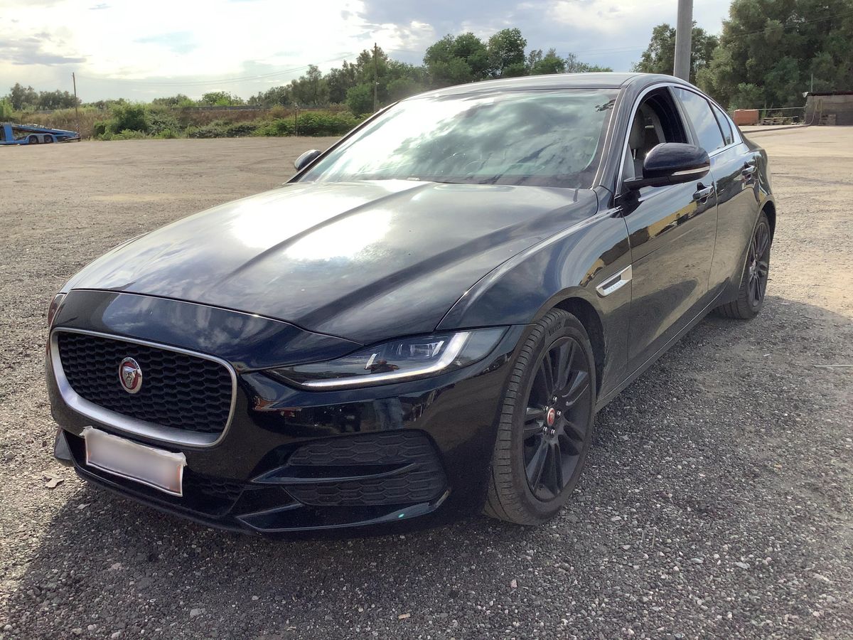 Jaguar XE 2019