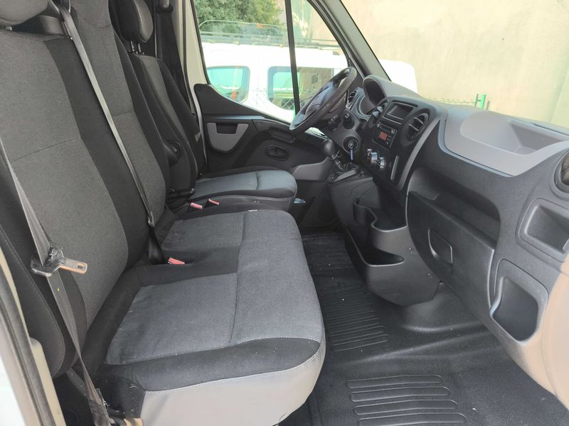 Renault Master 2.3 dCi L3H2 HKa 3,5t — zdjęcie 9