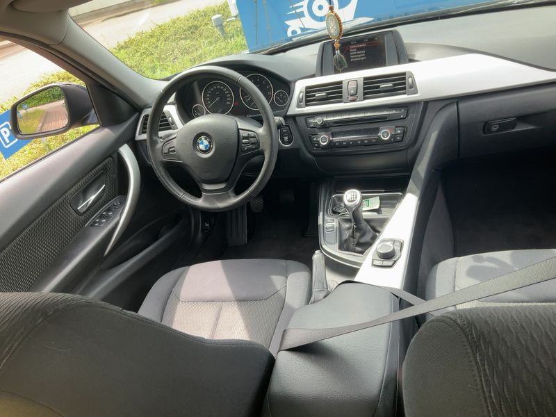BMW 3er 320i — zdjęcie 12