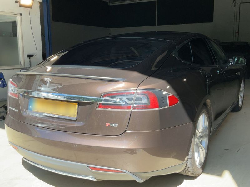 Tesla Model S P85 Performance — zdjęcie 6