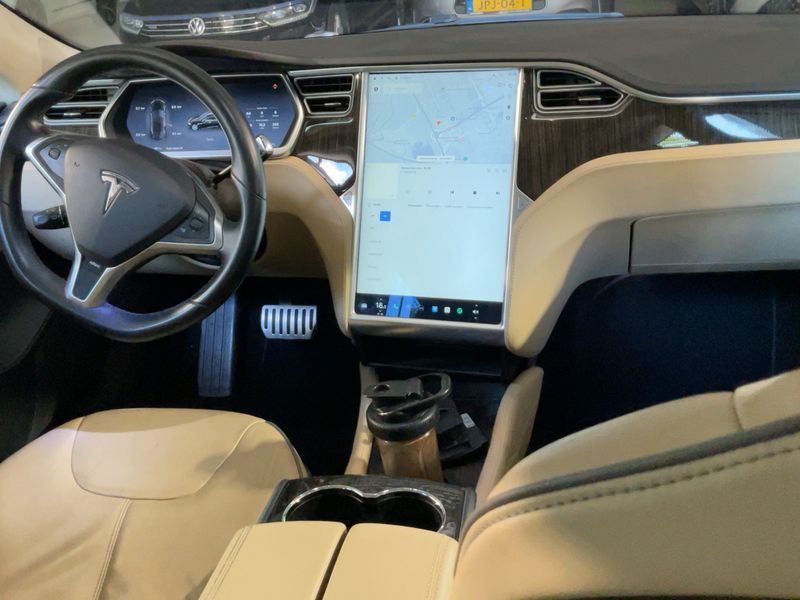 Tesla Model S P85 Performance — zdjęcie 12