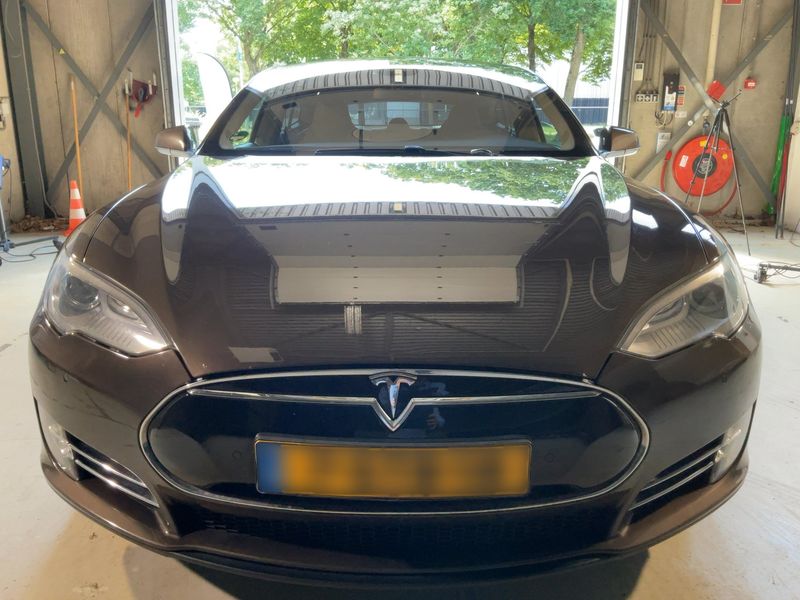Tesla Model S P85 Performance — zdjęcie 9