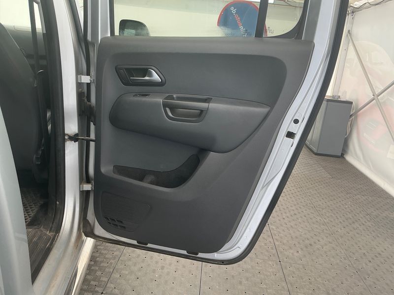 Volkswagen Amarok 2.0 TDI Highline DoubleCab 4Motion 2012 – снимка 36