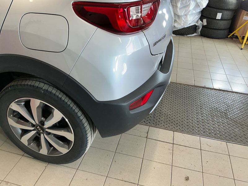 Kia Stonic 1.0 TGDI Silber 2021 – снимка 32
