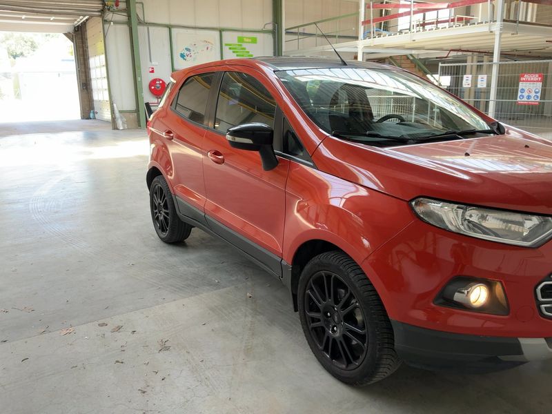 Ford EcoSport 1.0 EcoBoost Titanium S — zdjęcie 8