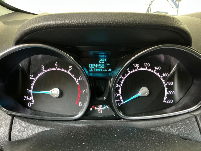 Ford EcoSport 1.0 EcoBoost Titanium S — zdjęcie 13