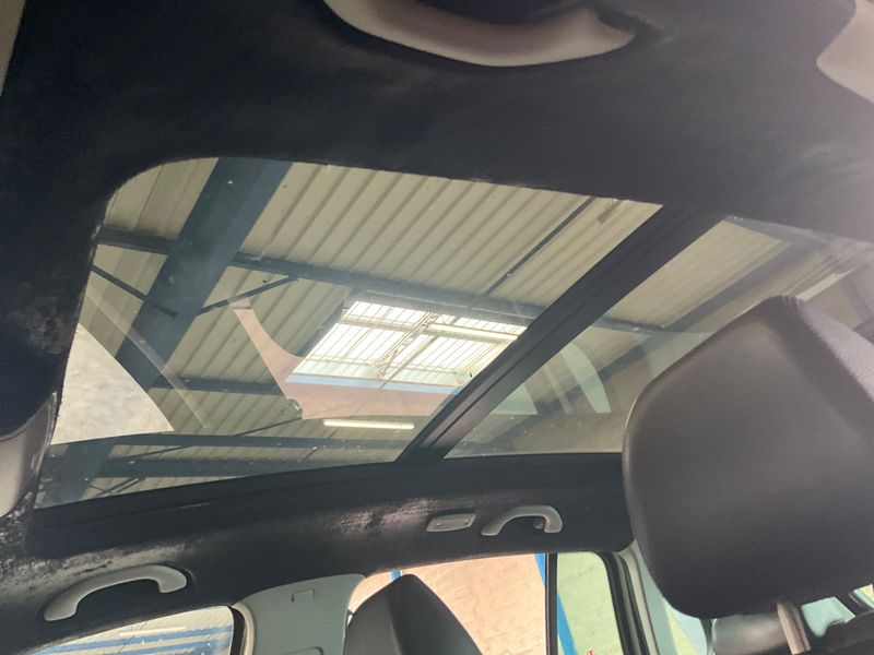 Volkswagen Tiguan 2.0 TDI Sportline BlueMotion Tech 2010 – снимка 22
