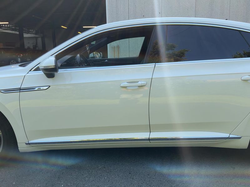 Volkswagen Arteon 2.0 TSI R-Line — zdjęcie 4