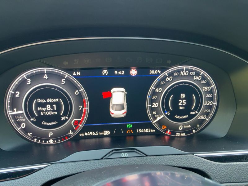 Volkswagen Arteon 2.0 TSI R-Line — zdjęcie 13