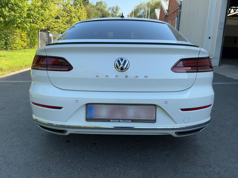 Volkswagen Arteon 2.0 TSI R-Line — zdjęcie 5