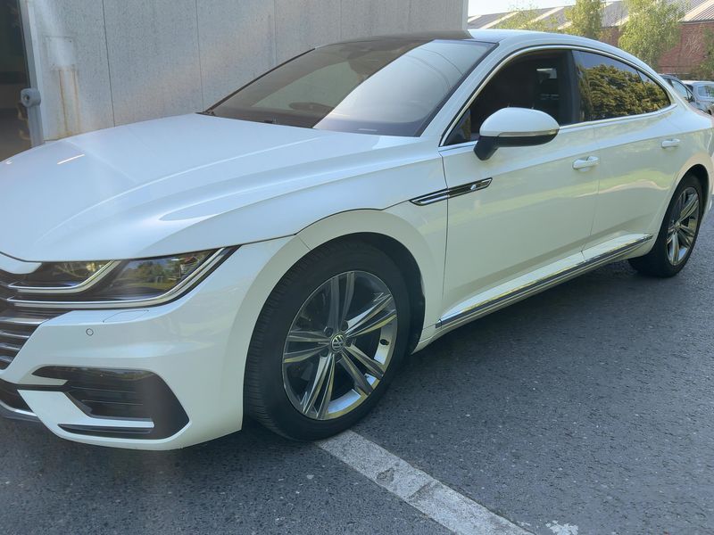 Volkswagen Arteon 2.0 TSI R-Line — zdjęcie 2