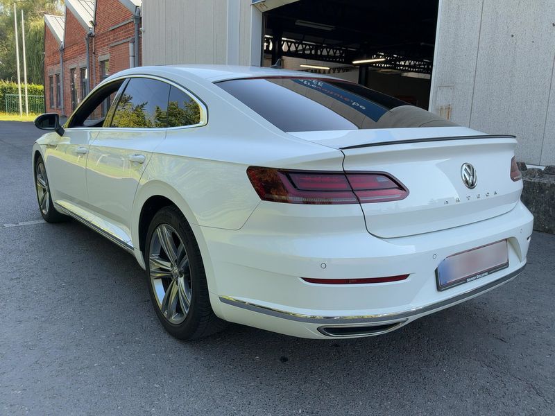 Volkswagen Arteon 2.0 TSI R-Line — zdjęcie 3