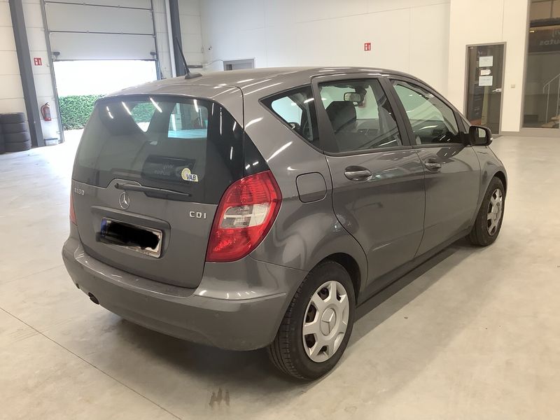 Mercedes-Benz A-Klasse A 160 CDI Classic 2009 – снимка 2