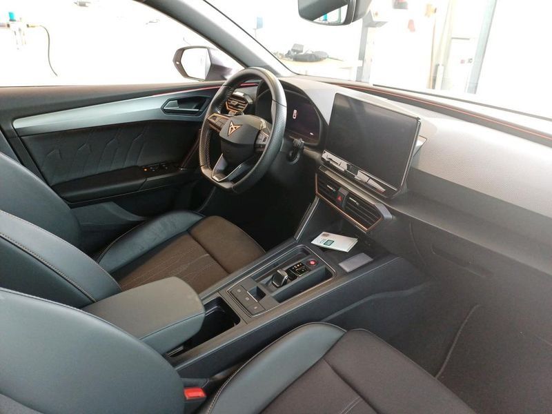 Cupra Leon 2.0 TSI VZ — zdjęcie 9