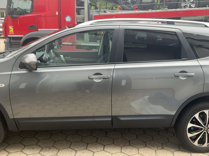 Nissan Qashqai+2 2.0 I-Way — zdjęcie 4