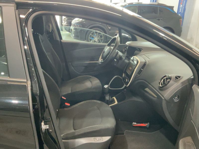 Renault Captur 0.9 TCe Limited — zdjęcie 11