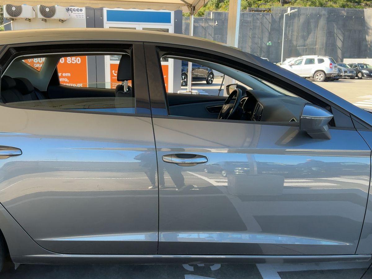 Seat Leon 2018 — photo 11