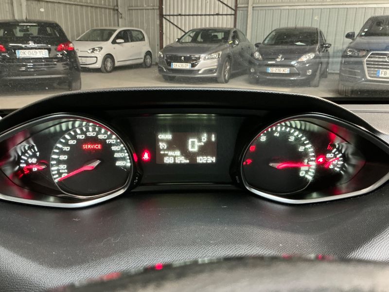 Peugeot 308 1.2 e-THP Allure — zdjęcie 13