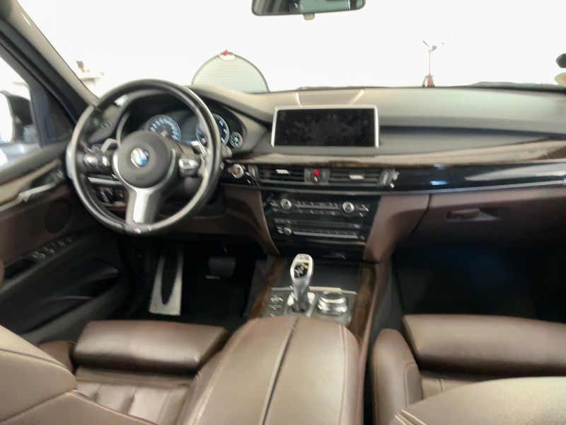 BMW X5 xDrive 30d — zdjęcie 12