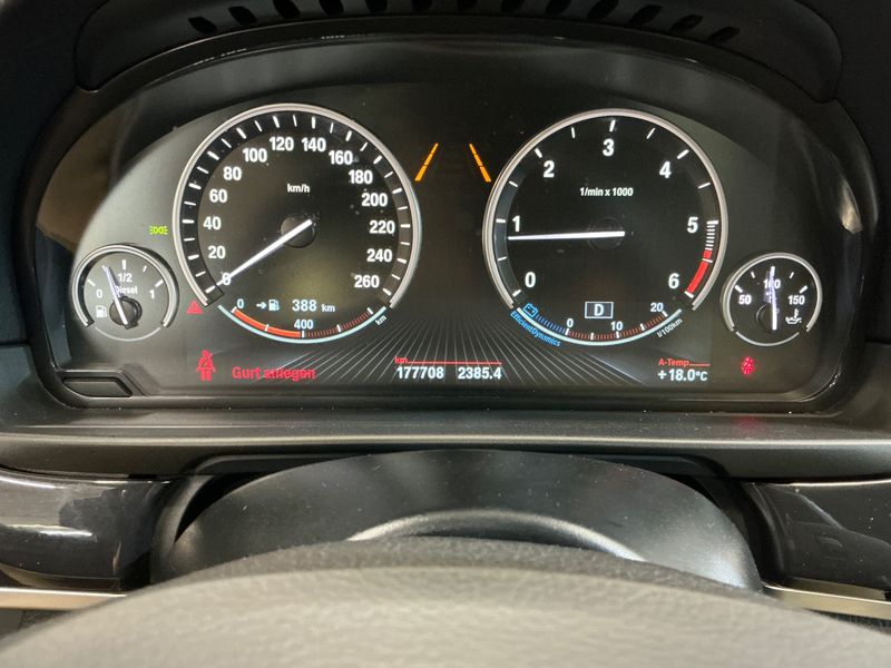 BMW 5er 520d — zdjęcie 13