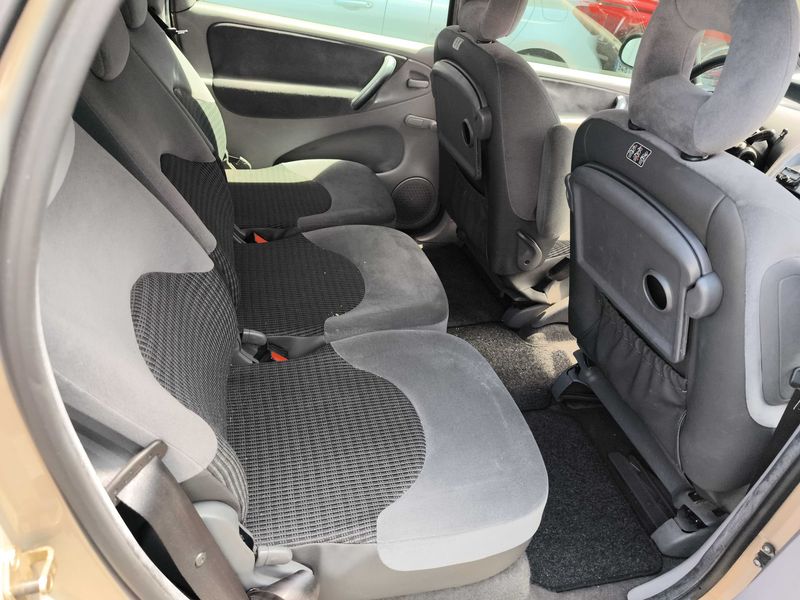 Citroen Xsara Picasso 2.0 HDi SX Top — zdjęcie 13