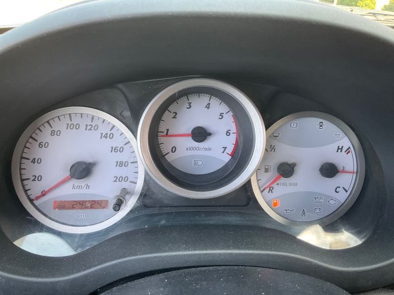 Toyota RAV 4 2.0 D-4D 4x4 — zdjęcie 13