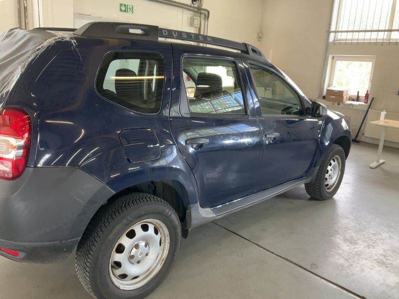 Dacia Duster 1.6 Ice 4x2 — zdjęcie 6