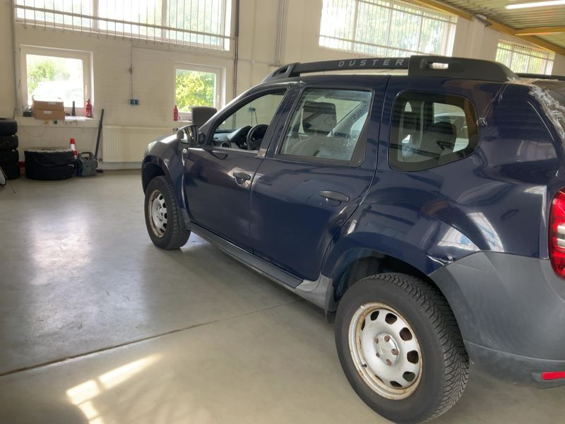 Dacia Duster 1.6 Ice 4x2 — zdjęcie 3