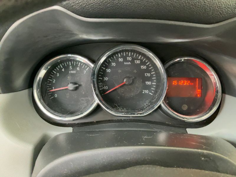 Dacia Duster 1.6 Ice 4x2 — zdjęcie 13