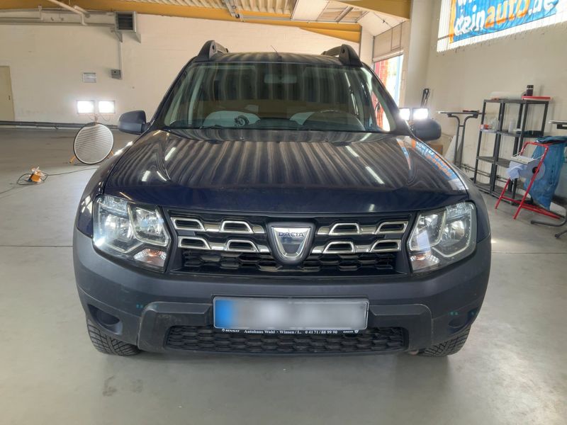 Dacia Duster 1.6 Ice 4x2 — zdjęcie 9